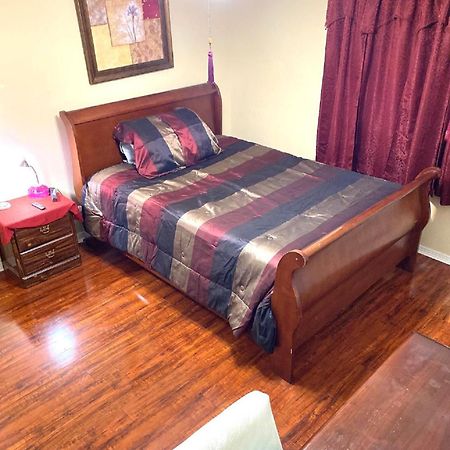 Homestay Carrollton Kültér fotó